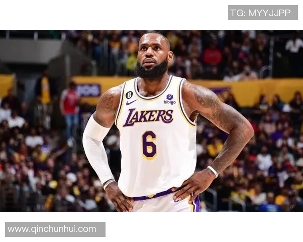 勒布朗-詹姆斯因伤缺席，湖人季后赛战绩承压，球迷心疼不已