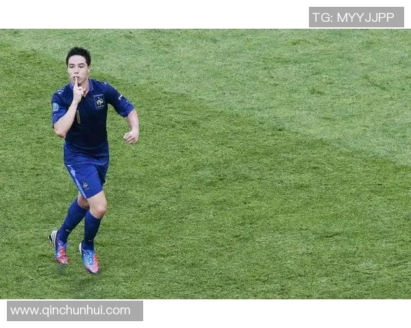 纳斯里重返赛场的背后故事与职业生涯的精彩瞬间回顾